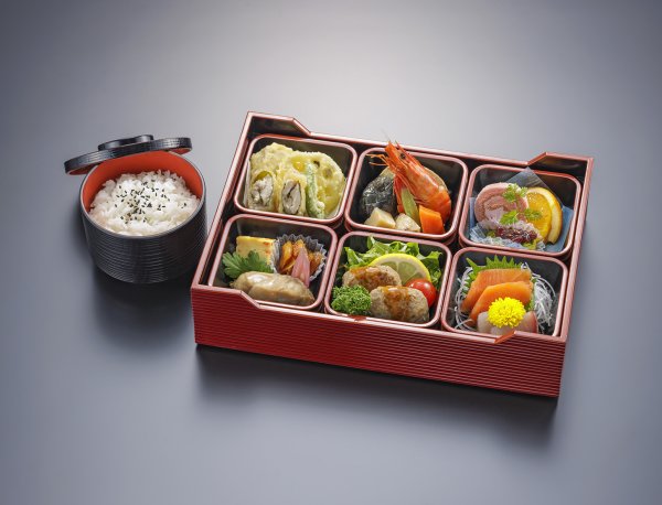 画像1: 弁当（ゆり） (1)